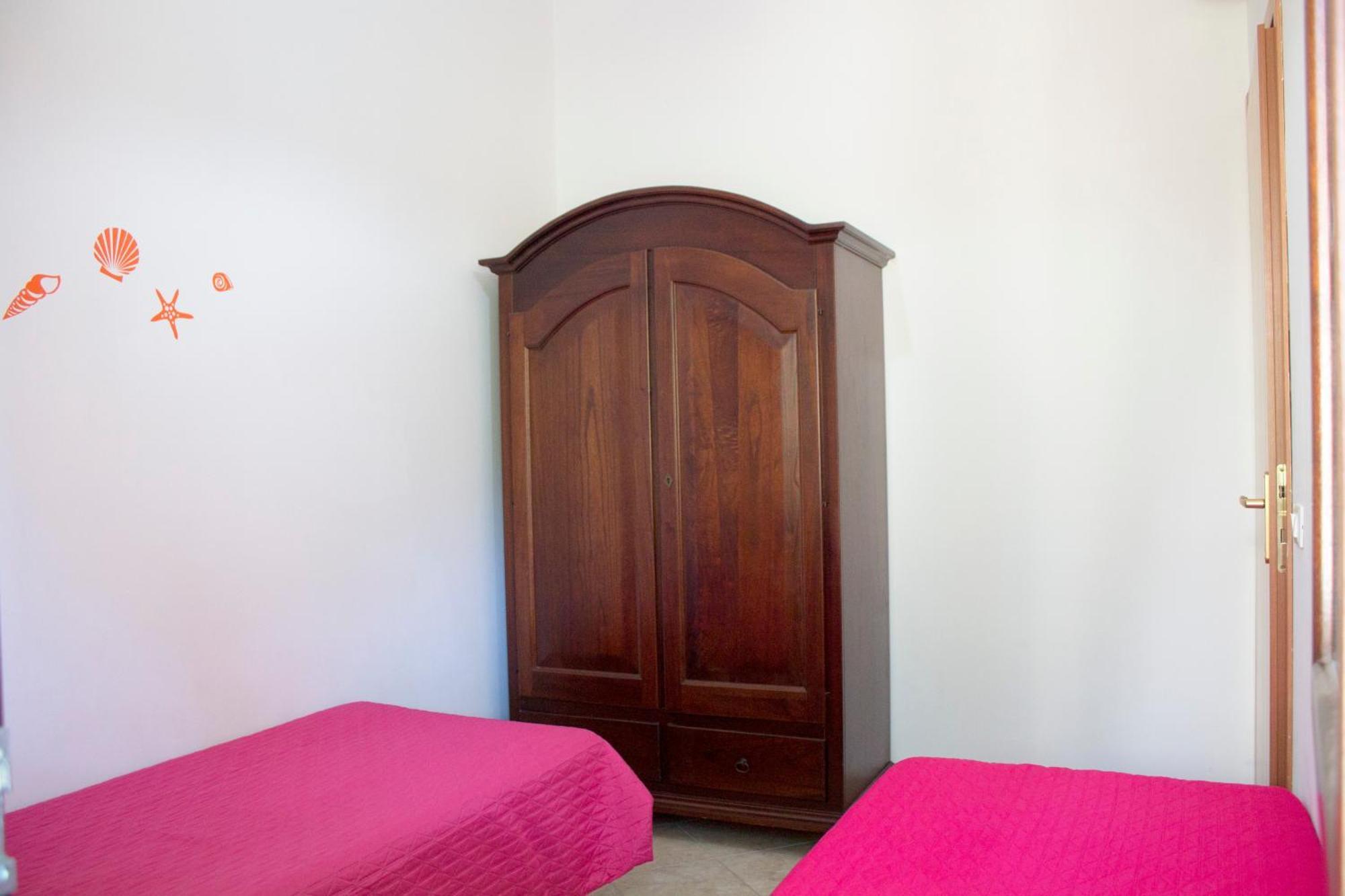 Case Vacanza Cristina Site In Antico Baglio E In Via Abruzzi N 161 산비토로카포 외부 사진