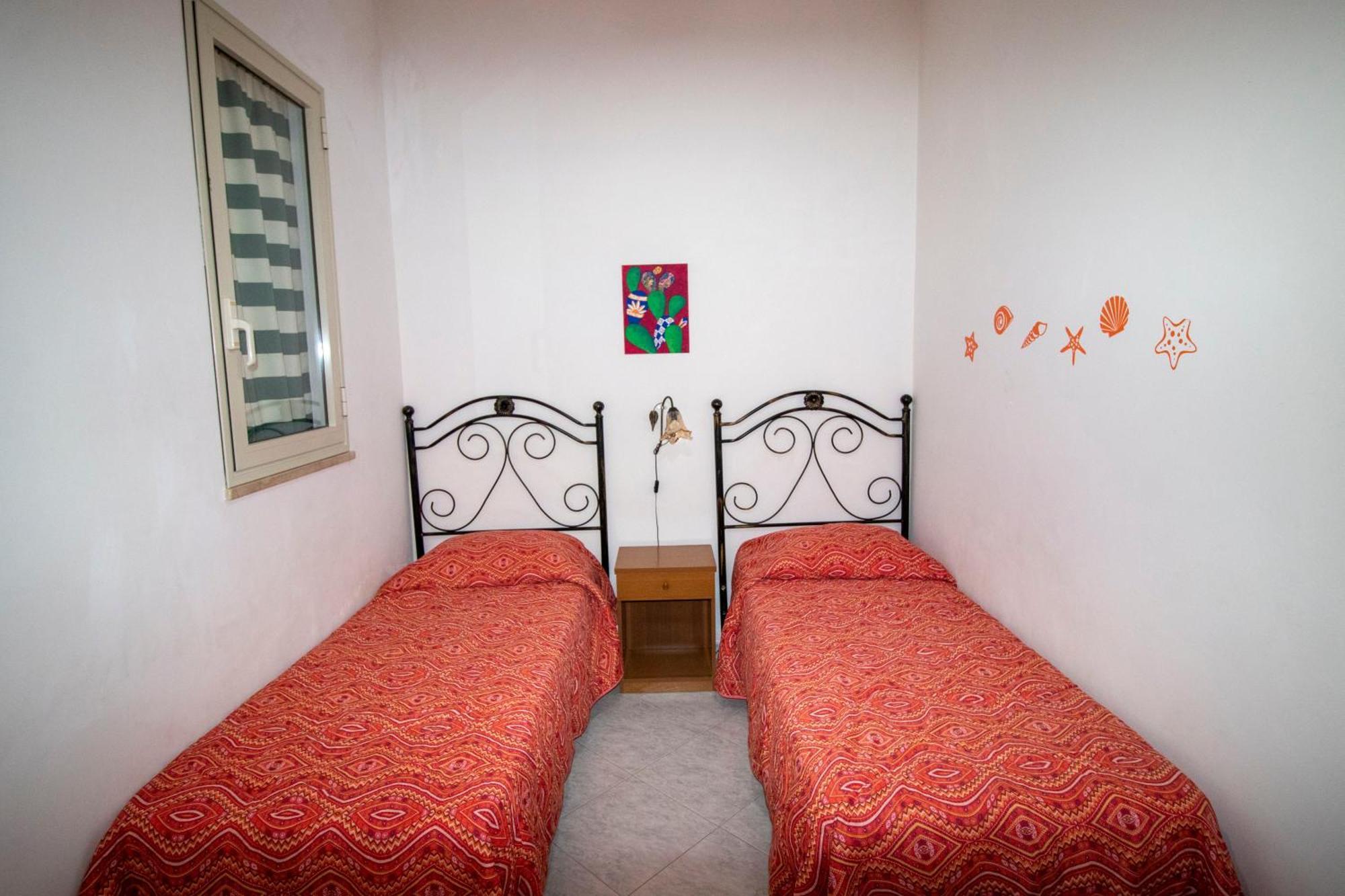 Case Vacanza Cristina Site In Antico Baglio E In Via Abruzzi N 161 산비토로카포 외부 사진